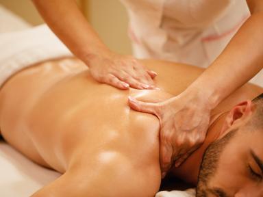 closeup-man-having-back-massage-during-spa-treatment-wellness-center